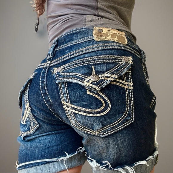 Silver  y2k Womens Shorts Size 4 27 Denim Blue Jean Cut Off Cuffed Western Flap - Picture 2 of 7